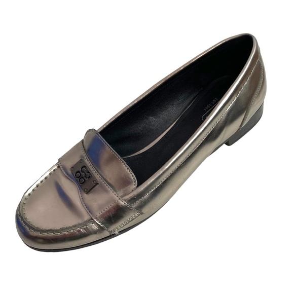 Coach Hollee Silver Leather Slip On Loafers Size 9.5B - Picture 2 of 8